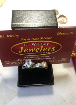 14 kt real gold & C.Z. Ring.