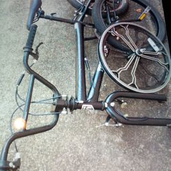 BLACK MONGOOSE BMX 20"  AS IS