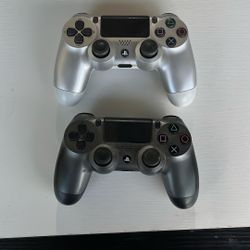 PS4 Controllers