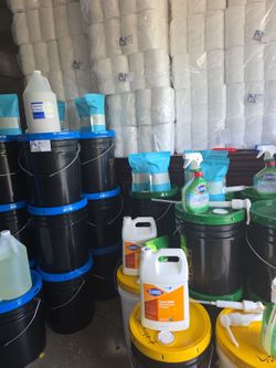 Laundry detergent supplies