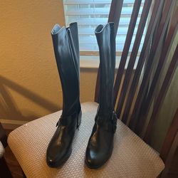 Black Leather Boot Size 7.5 Never Worn