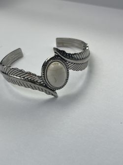 Paparazzi Bracelet ~ Wild Wild NEST - White