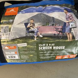  13' X 9' Screen House Tent - New Sports & outdoors