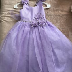 Girls Party Dress Size 8 Lavender 