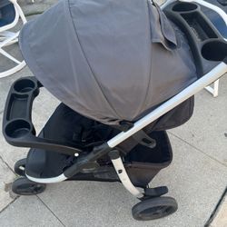 Stroller 