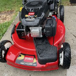 Toro Self Propelled Gas Mower Lawn Mower 