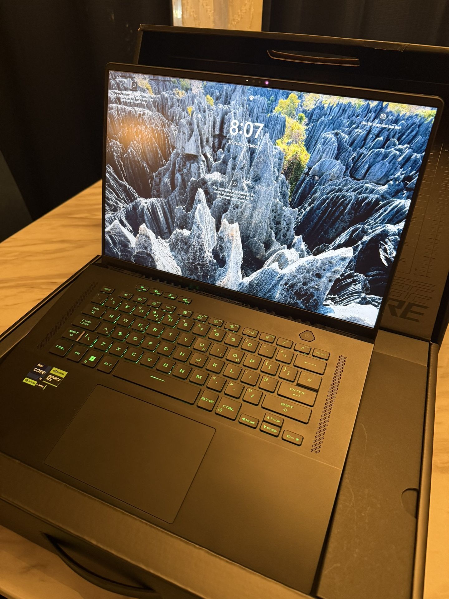 ASUS ROG Zephyrus M16 Gaming Laptop β i9 / RTX 4070 / 16GB / 1TB SSD