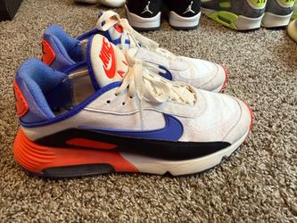 Nike 2090 Size 10