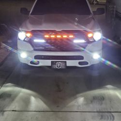 H1 LED Headlight Bulb, 8000 Lumens Super Bright LED Headlights Conversion Kit 6000K Glacier White 