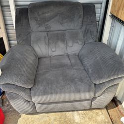 Recliner Chair 