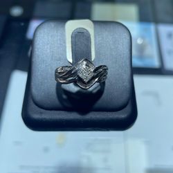 10k Diamond Ring
