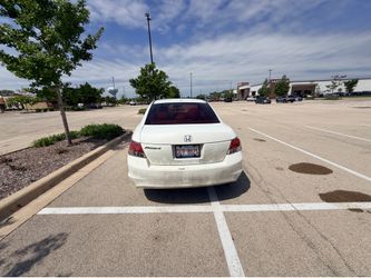 2009 Honda Accord(read description or not responding)