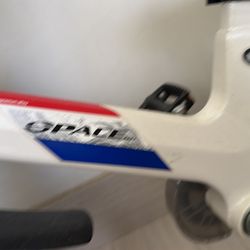 Space toddler bike 4 years old and younger