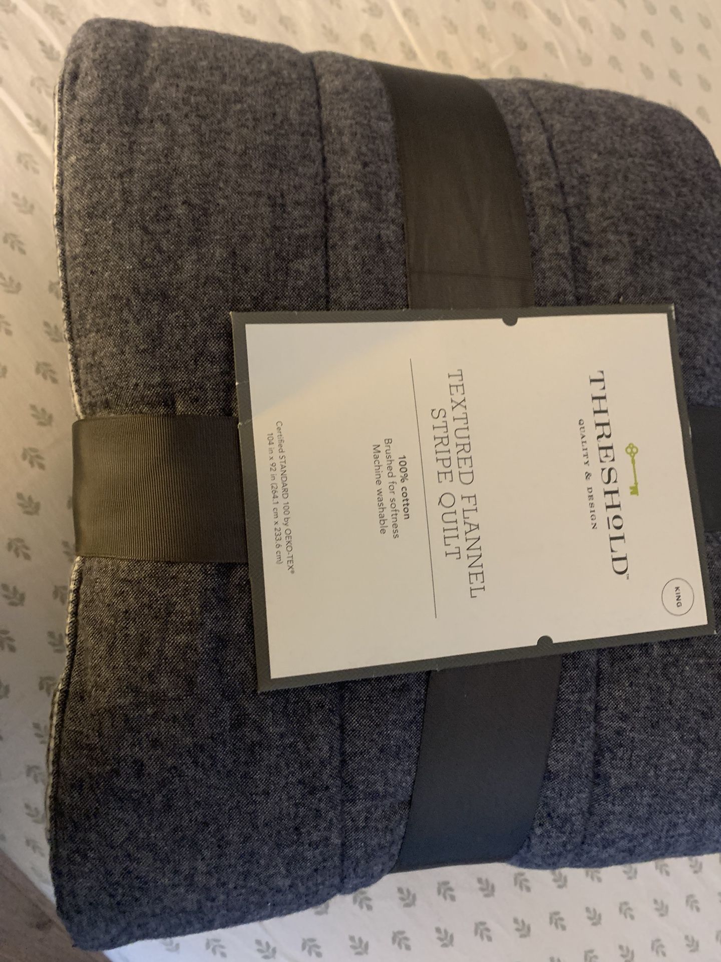 New Threshold Quilt 100% Cotton