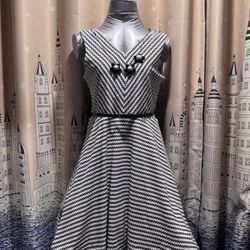 Girl/Women Knitsworks dress Size 16 Neverworen