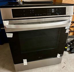 LG 6.3 cu smart Wi-Fi induction range NEW