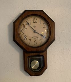 Pendulum Wall Clock, Elgin Westminster 8” Diameter Face