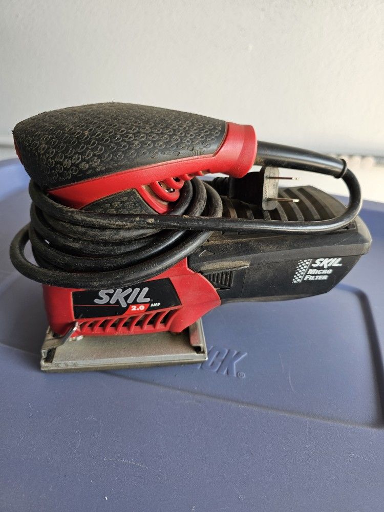 Skil Palm Finishing Sander