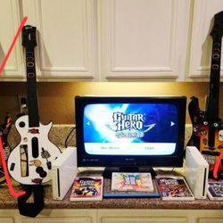 Guitar Hero & Nintendo Wii Sets ** TESTED AND WORKING **