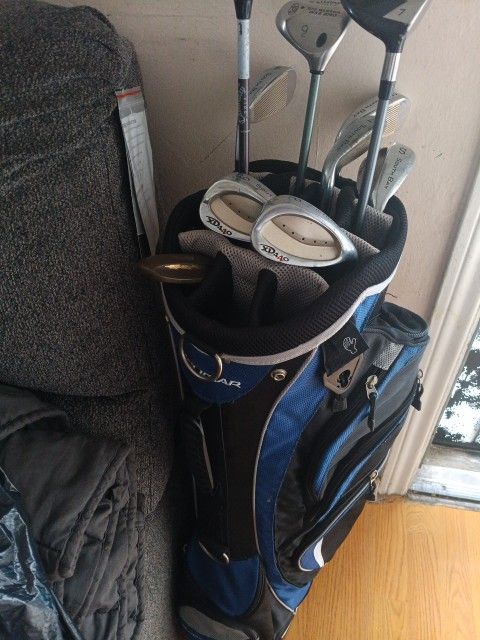 Golf Clubs 