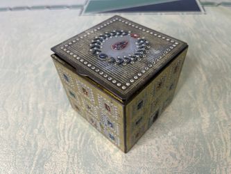 Small Vintage Metal Tin Box