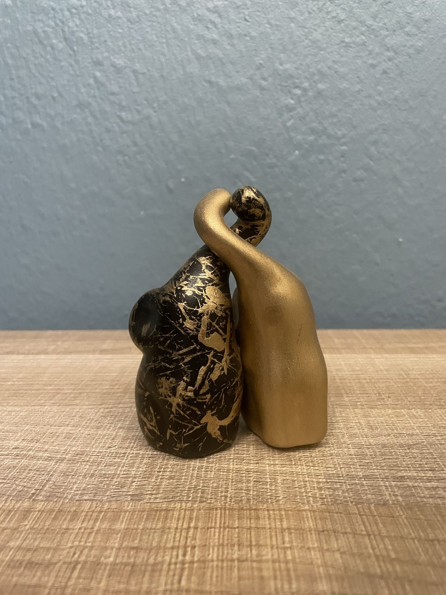 Set Of 2 Elephant Figures