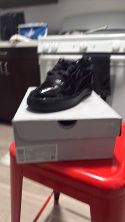 Nike Air Force 1 Low Black Patent Leather