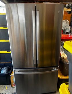 French door refrigerator