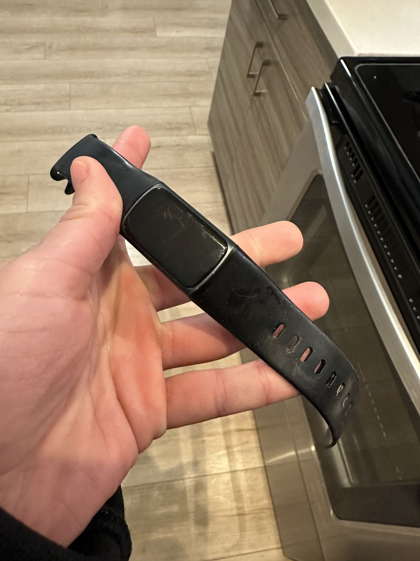 Fitbit Charge 5
