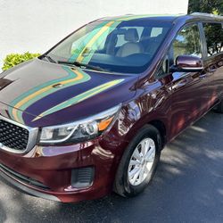 2016 KIA Sedona