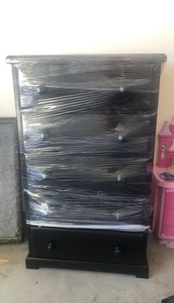 5 pc drawer chest