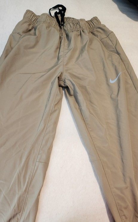 Mens Nike Joggers SIZE SMALL