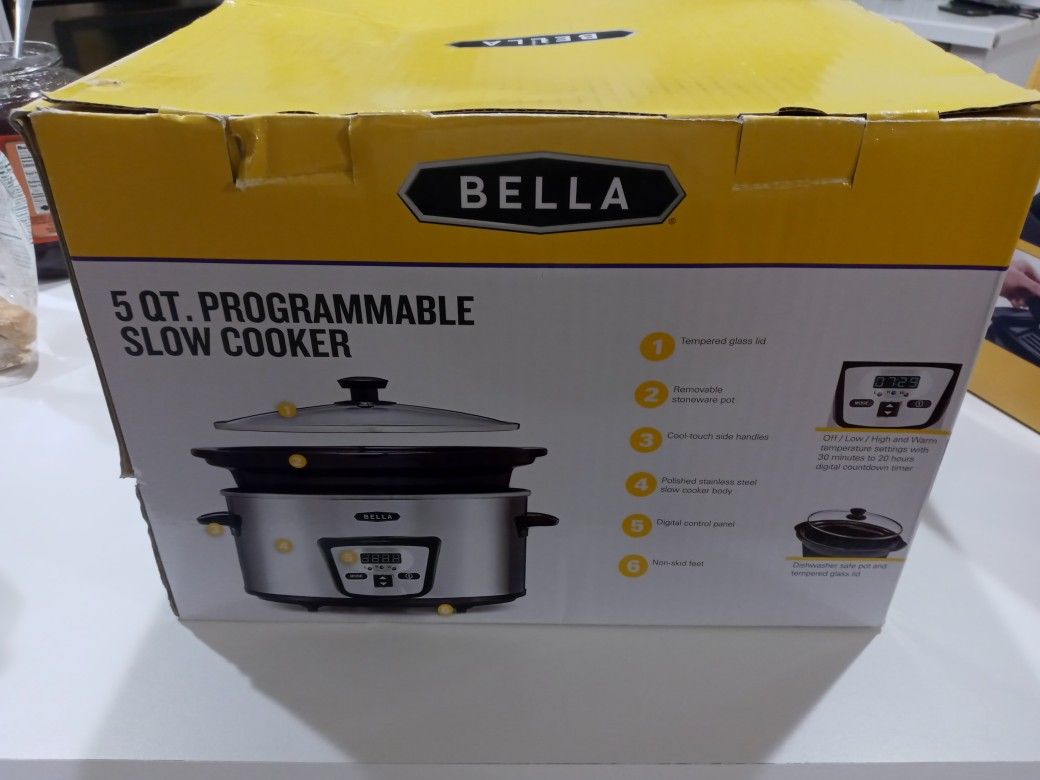 Bella 5 quart slow cooker Used Once