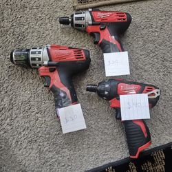 Milwaukee m12  drill 
