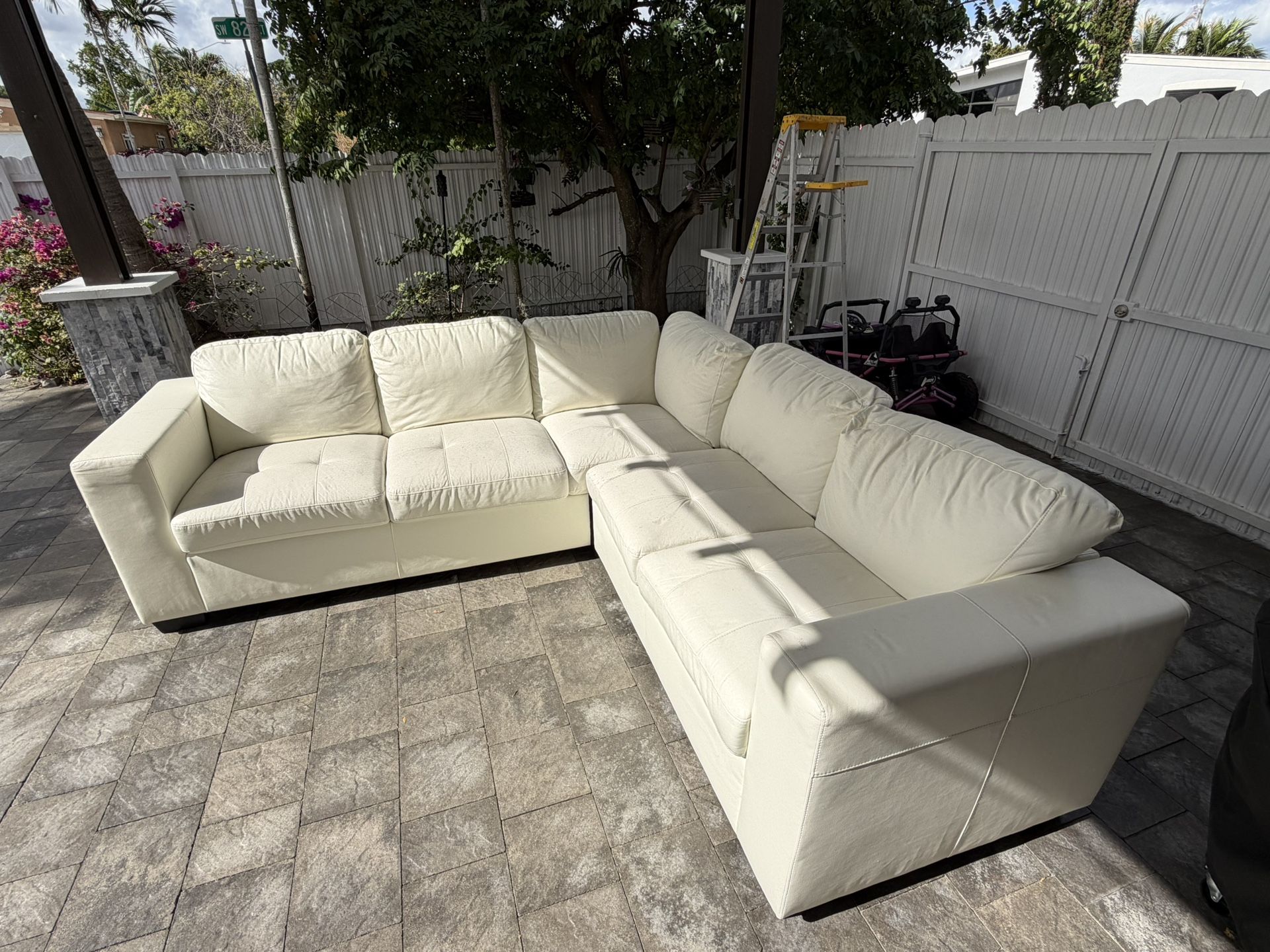 Faux Leather Sofa White Blanco Cream