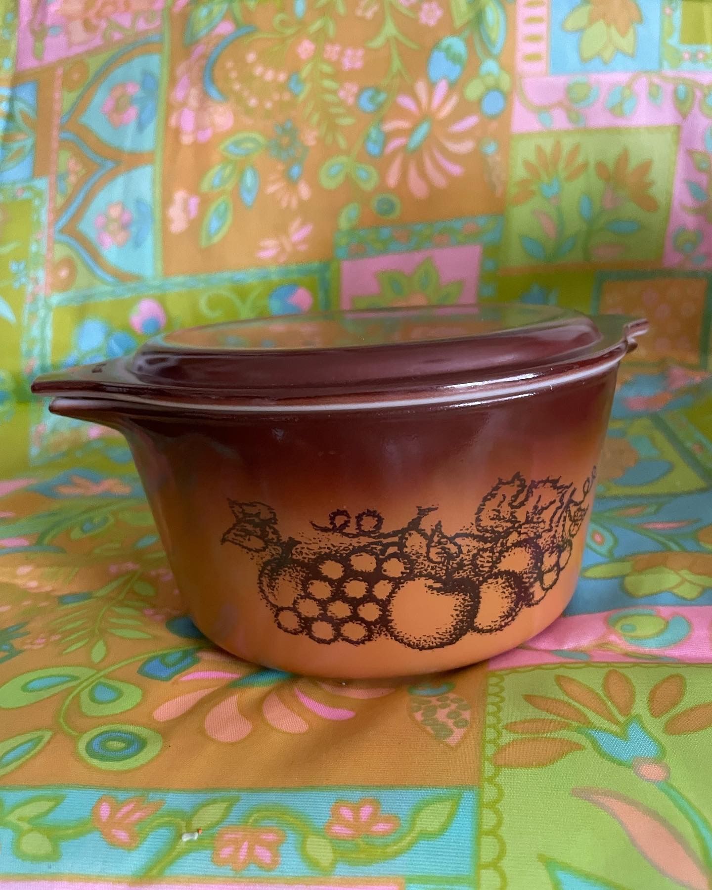 Vintage Pyrex Old Orchard 473 1QT casserole Dish