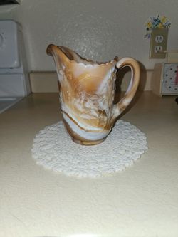 Vintage Imperial Glass Carmel/ Mocha Slag Pitcher.