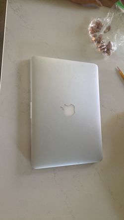 Apple Macbook Pro-Grey