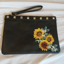 White House Black Market Wristlet Clutch Bag Handbag Travel 