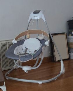 Ingenuity Baby Swing with Toys
