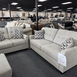 Gray Sofa & Loveseat. 🚚WE DELIVER🚚