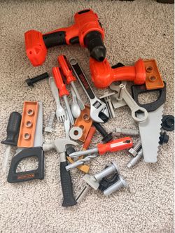 Black & Decker Kids Toy Tool Lot (Drill, Saws, Hammer, Screwdrivers)