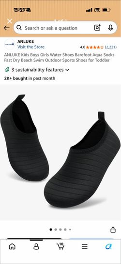 Brand new water shoes, size 1/2 Kids
