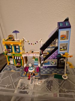 Lego Friends Downtown Flower and Design Stores