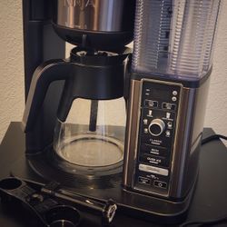 Ninja Hot & Iced XL Coffee Maker 