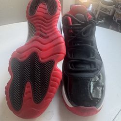 Jordan 11 Bred Low (2015) 