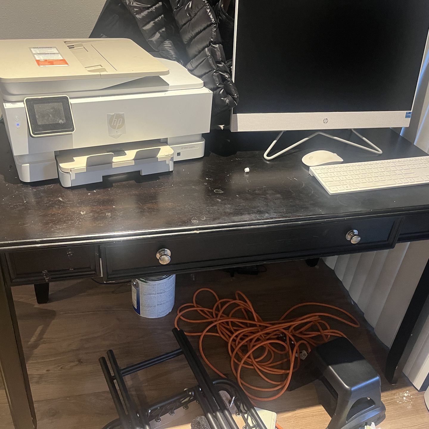 Free black office desk
