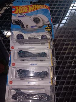 Hotwheels batman cars lot