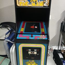 Pac-Man Arcade - Over 50 Classic Games