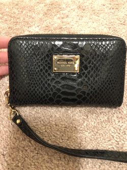 Michael Kors clutch